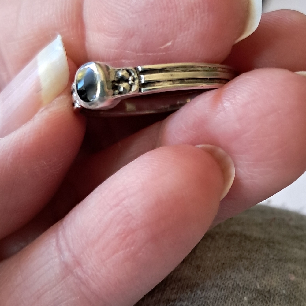 Vintage Sterling Silver Onyx Simple Unisex Ring Band Size 8.5 - Picture 6 of 10